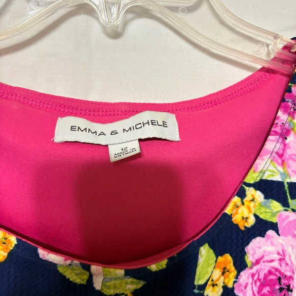 Emma & Michele floral cap-sleeve dress on a navy blue/white striped background. - Picture 3 of 12